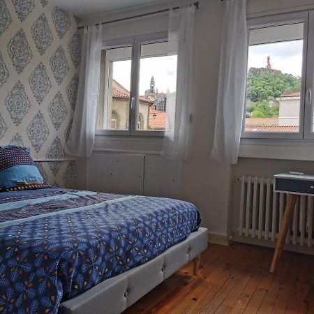 Chambre privée dans appart partagé avec vue sur les monuments Le Puy-en-Velay Esterno foto