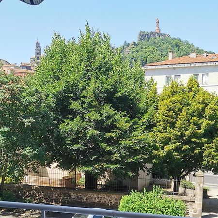 Chambre privée dans appart partagé avec vue sur les monuments Le Puy-en-Velay Esterno foto