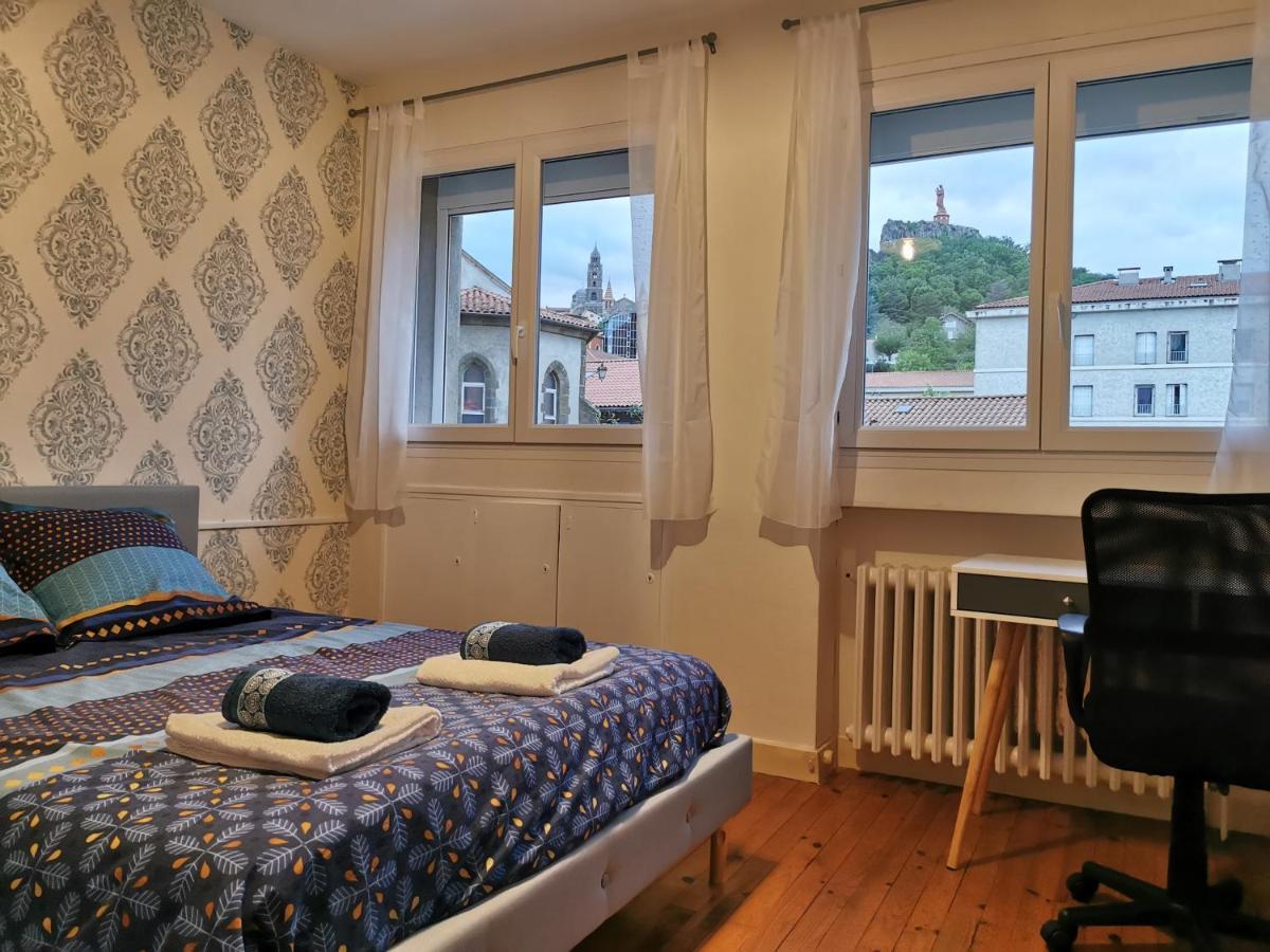 Chambre privée dans appart partagé avec vue sur les monuments Le Puy-en-Velay Esterno foto